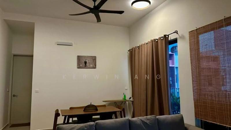 Kondominium untuk Dijual di EdgeWood Residences @ SkySanctuary - Kerwin Ang - Living Room - PropertyGuru.com.my