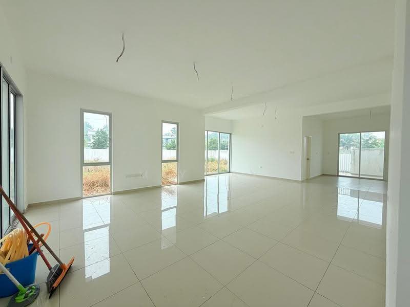 2-storey Terraced House for Sale in Bandar Seri Impian (Kluang) - May Tan - Living Room - PropertyGuru.com.my