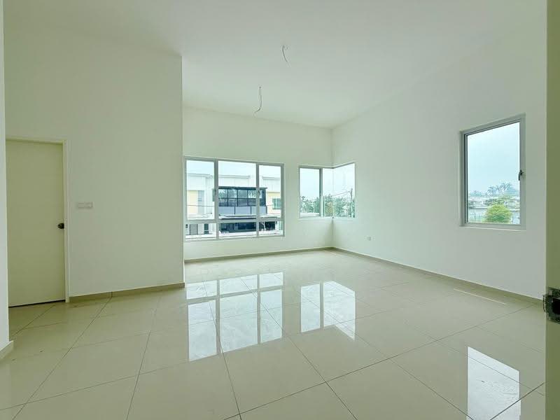 2-storey Terraced House for Sale in Bandar Seri Impian (Kluang) - May Tan - Living Room - PropertyGuru.com.my