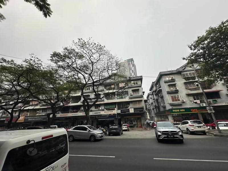Shop for Sale in Kuchai Entrepreneurs Park (Kuchai Lama) - Mun Leong Chan - Exterior - PropertyGuru.com.my