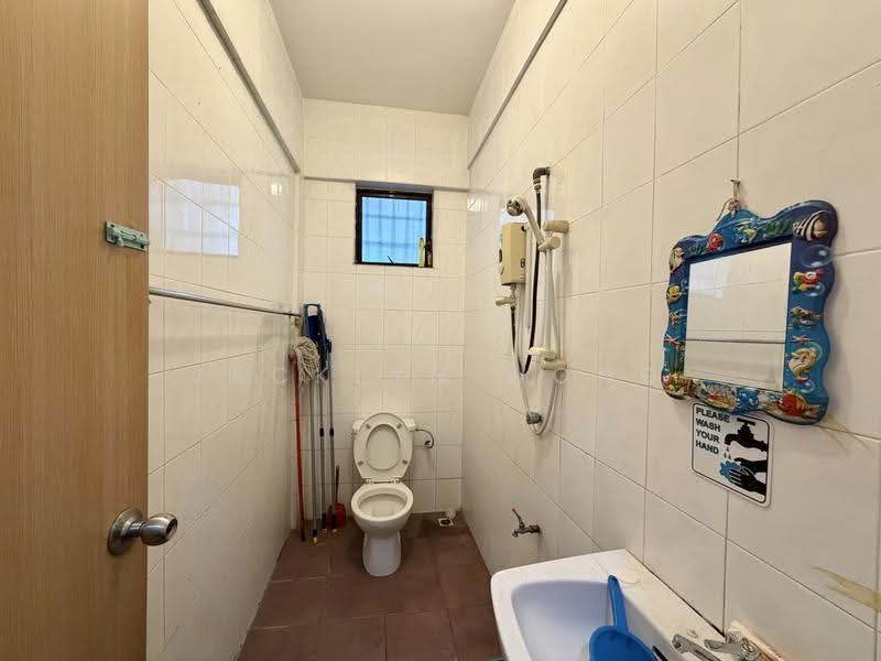 Semi-Detached House for Sale in Kepayan (Kota Kinabalu) - Jacklyn Wong - Common Bathroom/Washroom (Downstairs) - PropertyGuru.com.my