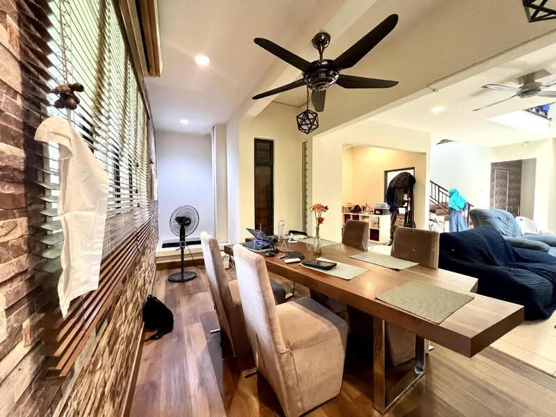 2-storey Terraced House for Sale in Shah Alam (Selangor) - Muhd Khairulnawawi Kamaruddin - Dining Room - PropertyGuru.com.my