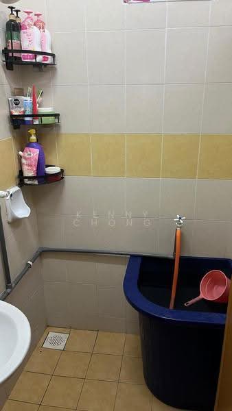 Apartment for Sale at Sri Kejora - Kenny Chong - Bathroom - PropertyGuru.com.my