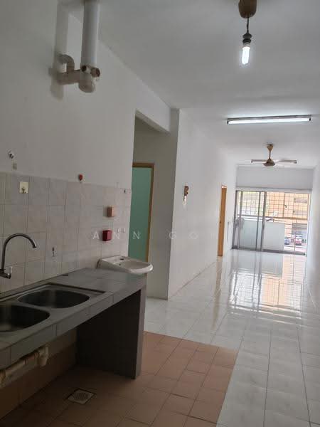 Apartment for Rent at Megaria Lili Apartment - Ann Goh - Kitchen - PropertyGuru.com.my