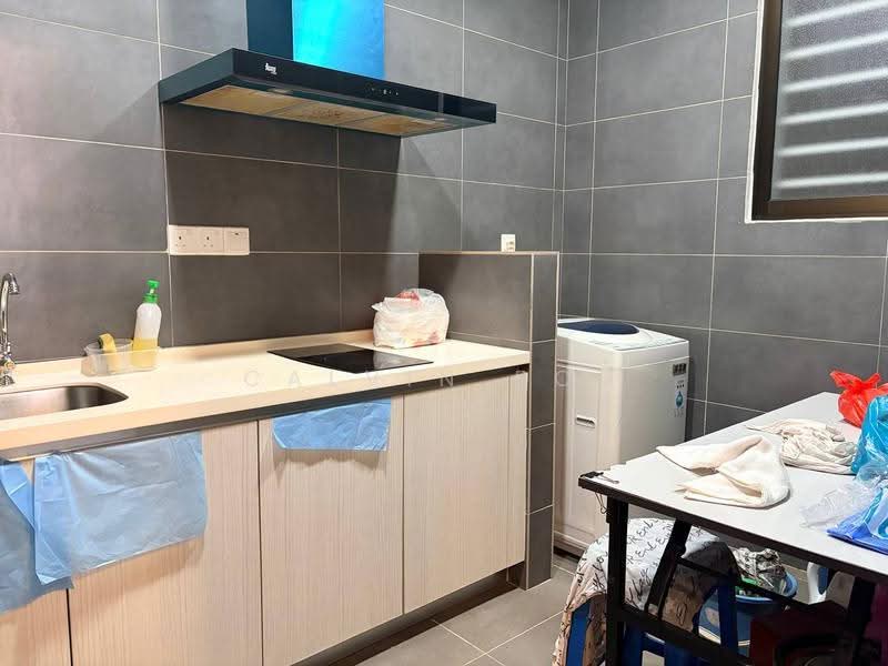 Service Residence for Sale at Citizen @ Old Klang Road - Calvin Poh - Kitchen - PropertyGuru.com.my