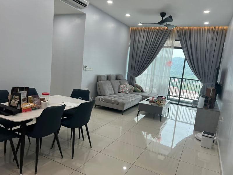 Kediaman Servis untuk Dijual di The Cruise Residence - Joyce Hoo - Living Room - PropertyGuru.com.my