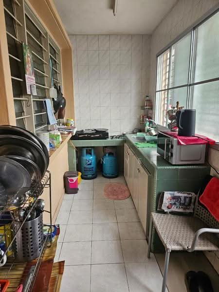 Rumah Teres 1-Tingkat untuk Dijual di Happy Garden (Kuchai Lama) - Chun Yee - Kitchen - PropertyGuru.com.my