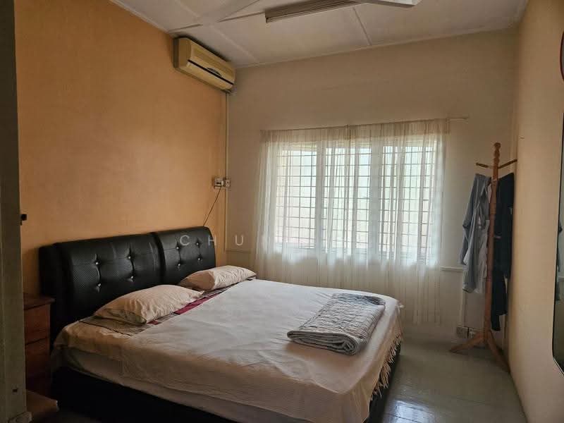 Rumah Teres 1-Tingkat untuk Dijual di Happy Garden (Kuchai Lama) - Chun Yee - Bedroom - PropertyGuru.com.my