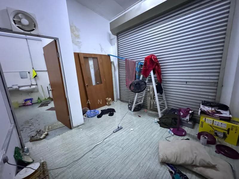 Terrace Factory for Rent in Seri Kembangan (Selangor) - Hanz Low - Interior - PropertyGuru.com.my