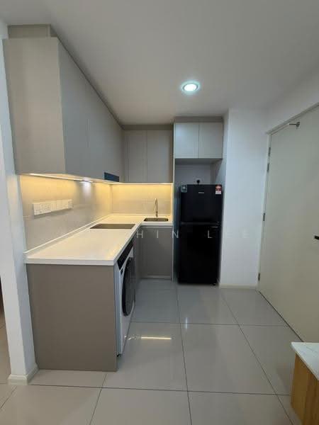 Kediaman Servis untuk Disewa di Residensi Estetik 8 (Est8) - Kah Hin Lee - Kitchen - PropertyGuru.com.my