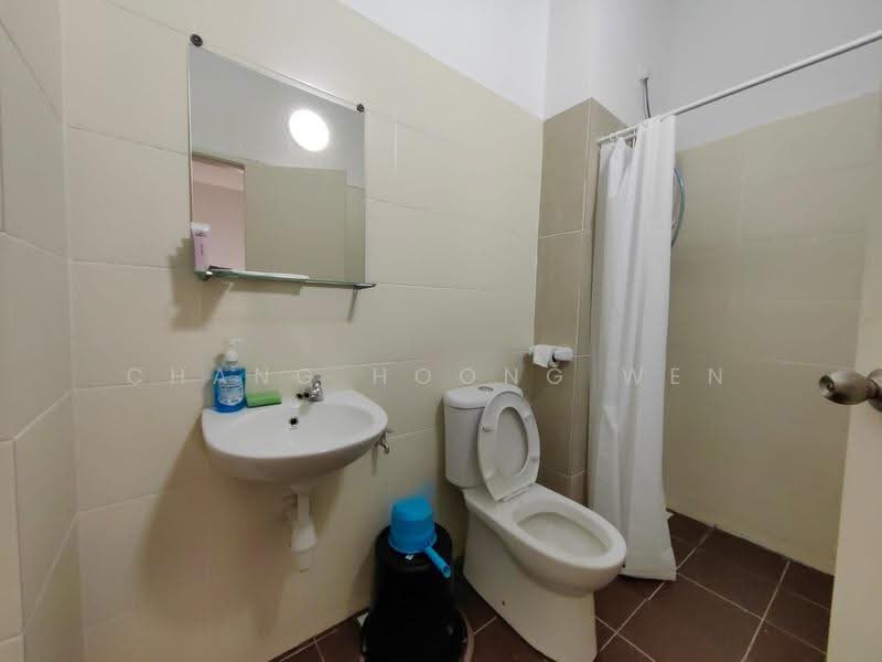 2-storey Terraced House for Rent in Taman Sri Penawar (Harmonia 3) (Pengerang) - Chang Hoong Wen - Bathroom - PropertyGuru.com.my