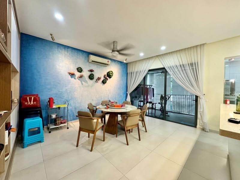 Rumah Teres 3-Tingkat untuk Dijual di Batu Uban (Gelugor) - Elynne Leong - Dining Room - PropertyGuru.com.my