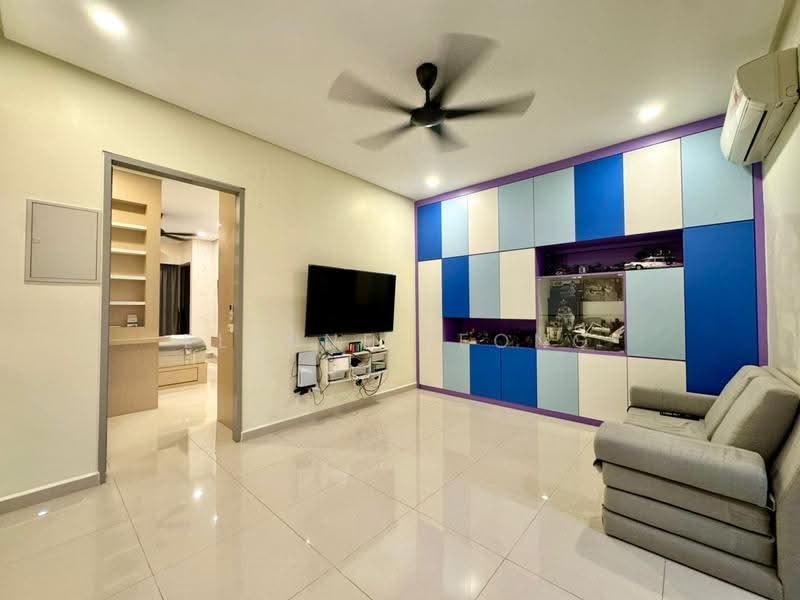 Rumah Teres 3-Tingkat untuk Dijual di Batu Uban (Gelugor) - Elynne Leong - Living Room - PropertyGuru.com.my
