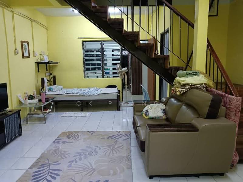 2-storey Terraced House for Sale in Kajang (Selangor) - CK Phang - Living Room - PropertyGuru.com.my