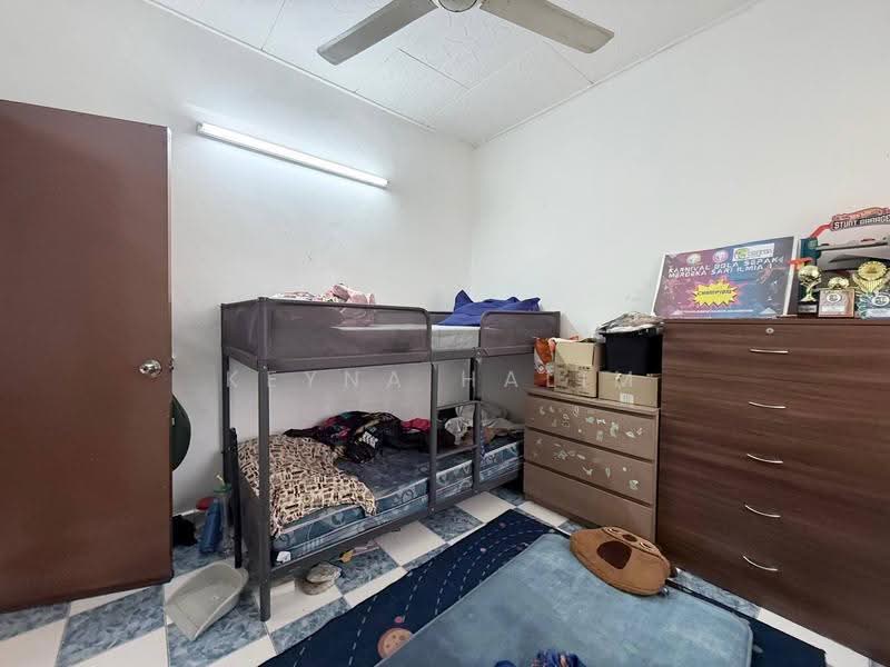 2-storey Terraced House for Sale in Bandar Baru Bangi (Selangor) - Keyna Halim - Bedroom - PropertyGuru.com.my