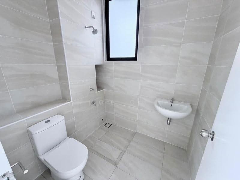 2-storey Terraced House for Sale in Taman Ekoflora (Johor Bahru) - Chloe Chin - Bathroom - PropertyGuru.com.my