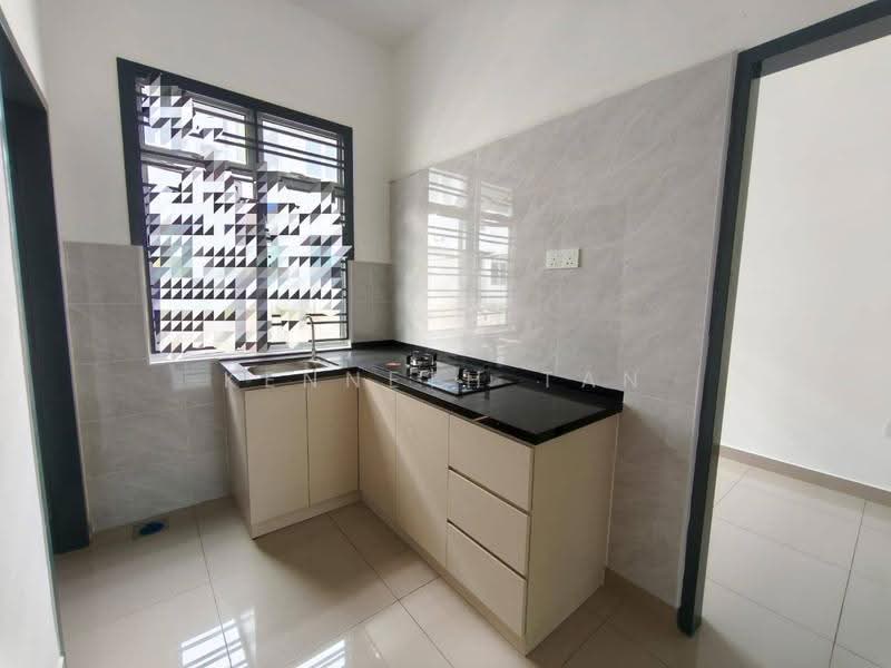 Terraced House for Rent in Taman Dato Onn (Johor Bahru) - Kenneth Tan - Kitchen - PropertyGuru.com.my
