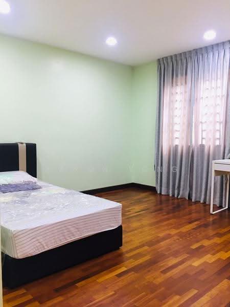Rumah Berkembar untuk Dijual di Taman Equine (Seri Kembangan) - Aaron Yong - Bedroom - PropertyGuru.com.my