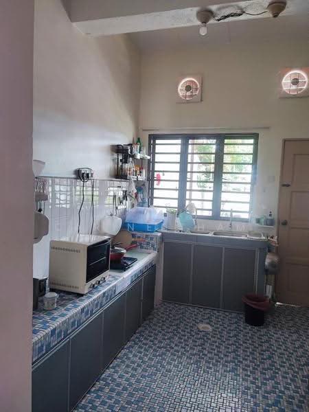 Rumah Teres 2-Tingkat untuk Dijual di Taman Rasah Jaya (Rasah) - Carine Tham - Kitchen - PropertyGuru.com.my