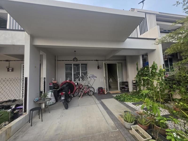 Rumah Teres 2-Tingkat untuk Dijual di Sepang (Selangor) - Azizah Hasan - Exterior - PropertyGuru.com.my