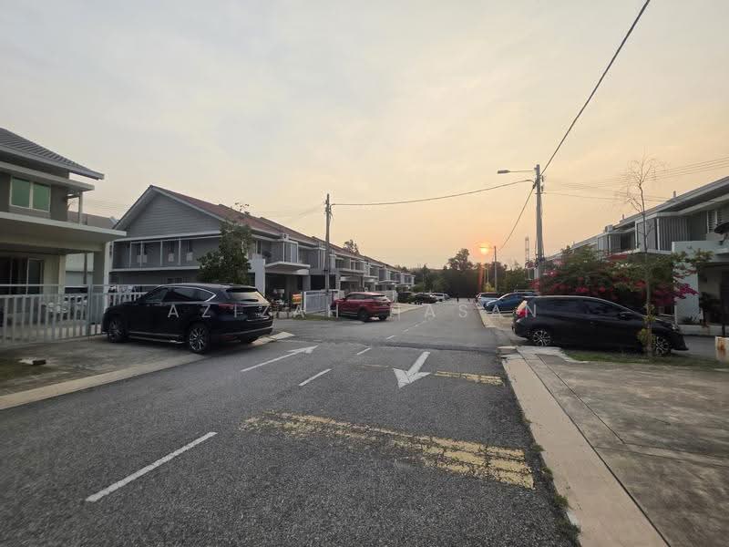 Rumah Teres 2-Tingkat untuk Dijual di Sepang (Selangor) - Azizah Hasan - Exterior - PropertyGuru.com.my
