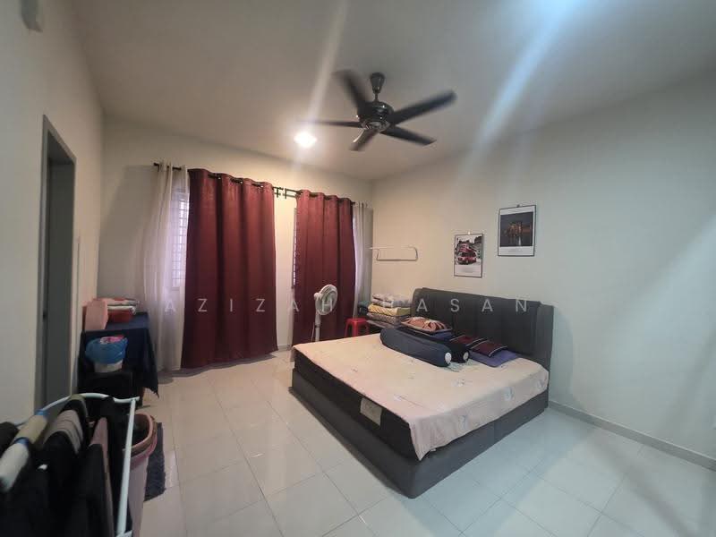 Rumah Teres 2-Tingkat untuk Dijual di Sepang (Selangor) - Azizah Hasan - Bedroom - PropertyGuru.com.my
