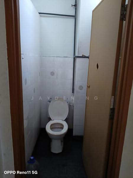 Rumah Teres 2-Tingkat untuk Dijual di Desa Paya Mengkuang (Gelang Patah) - Jayden Ng - Bathroom - PropertyGuru.com.my