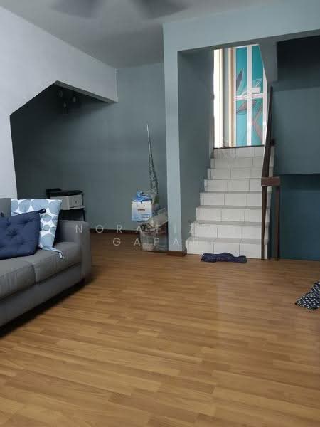 Rumah Bandar untuk Dijual di Kajang (Selangor) - NoraFizah Gapar - Living Room - PropertyGuru.com.my