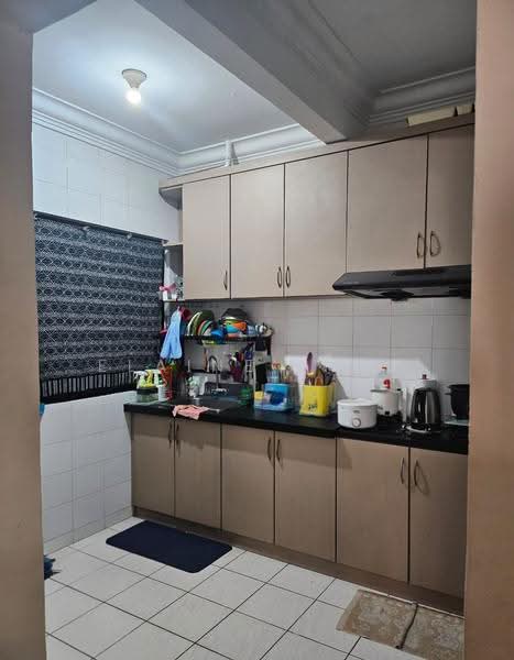 Kondominium untuk Dijual di Paramount View - Elaine Loke - Kitchen - PropertyGuru.com.my