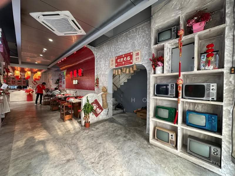 Shop / Office for Rent in Bandar Puteri Puchong (Puchong) - Joyce Hoo - Interior - PropertyGuru.com.my