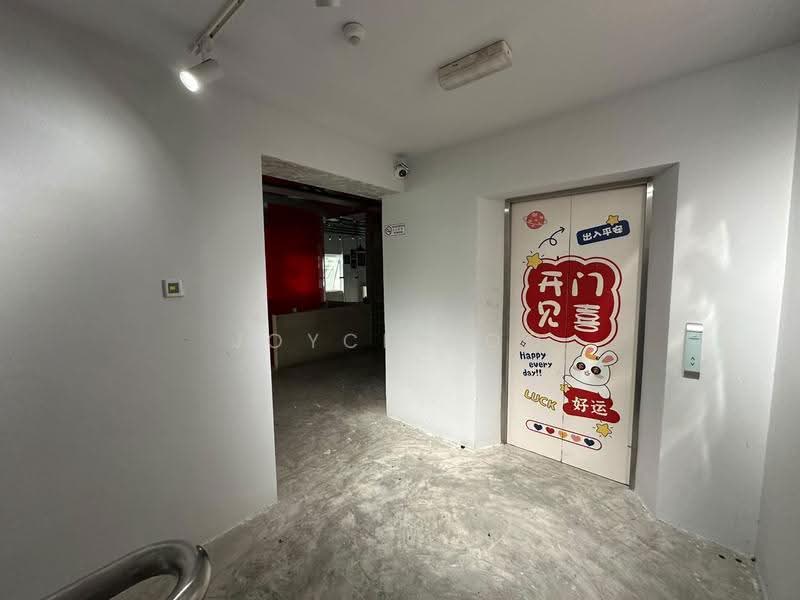 Shop / Office for Rent in Bandar Puteri Puchong (Puchong) - Joyce Hoo - Entrance - PropertyGuru.com.my