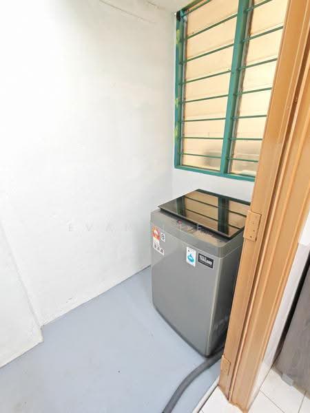 Apartment for Rent at Pangsapuri Vista Serdang - Evanslee . - Interior - PropertyGuru.com.my