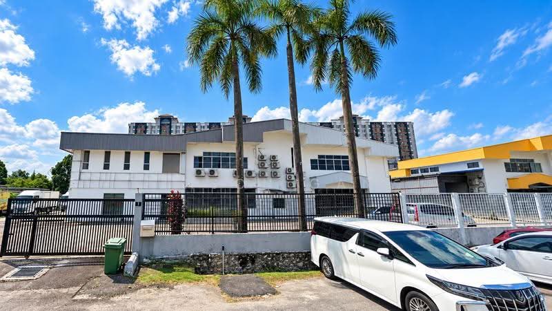 Semi-D Factory for Sale in BANDAR PUCHONG JAYA (Puchong) - Jason Gan - Exterior - PropertyGuru.com.my
