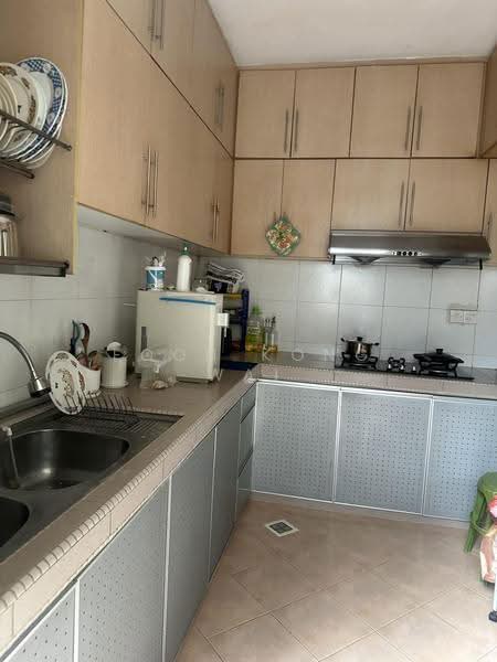 3-storey Terraced House for Sale in Taman Impian Indah (Bukit Jalil) - Foon Kong Wai - Kitchen - PropertyGuru.com.my