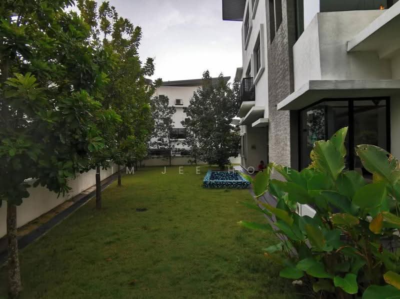 Semi-Detached House for Sale in Puchong (Selangor) - Lim Jee Hone - Exterior - PropertyGuru.com.my