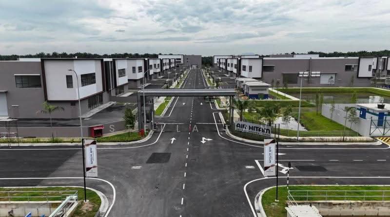 Gudang untuk Disewa di Taman Perindustrian Air Hitam (Klang) - Stella Tan - Exterior - PropertyGuru.com.my
