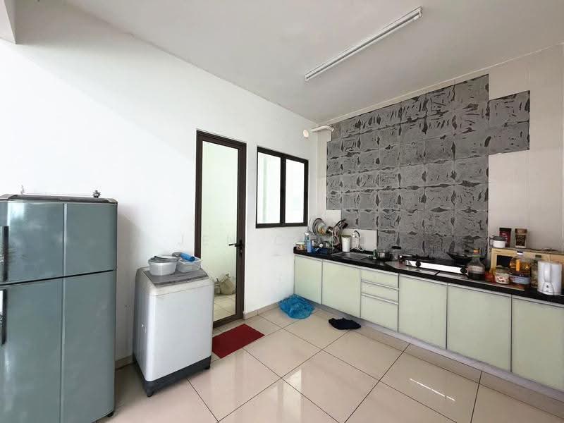 Condominium for Sale at Tree Sparina - Jen Choo - Kitchen - PropertyGuru.com.my