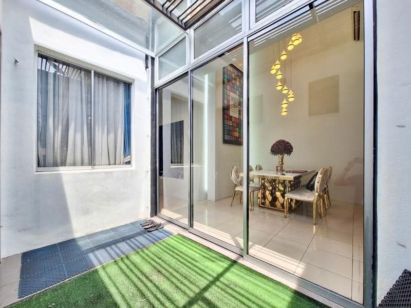 Rumah Teres 1-Tingkat untuk Dijual di Taman Srikandi (Telok Panglima Garang) - Muizz Razak - Dining Room - PropertyGuru.com.my