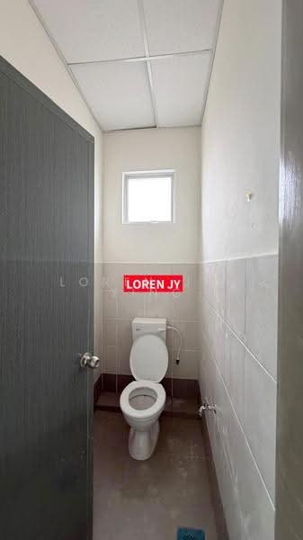 Kedai untuk Disewa di Nibong Tebal (Penang) - Loren Jia Ying - Bathroom - PropertyGuru.com.my