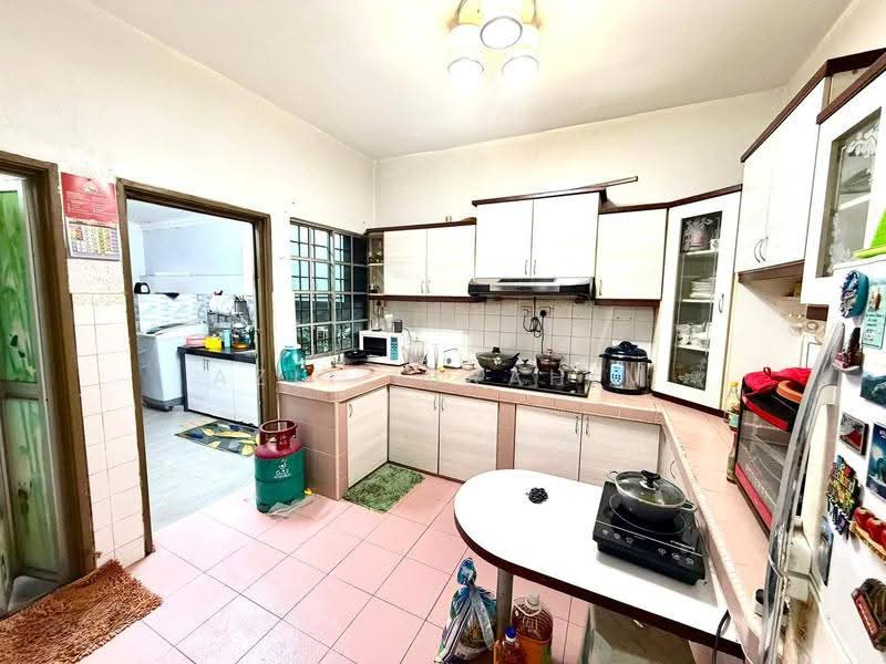 Rumah Teres 2-Tingkat untuk Dijual di Bandar Tun Hussein Onn (Cheras) - Azli Ibrahim - PropertyGuru.com.my