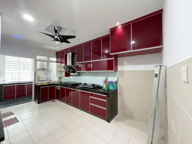 Rumah Teres 2-Tingkat untuk Dijual di TTDI Grove (Kajang) - Hasliza Hassan - Kitchen - PropertyGuru.com.my