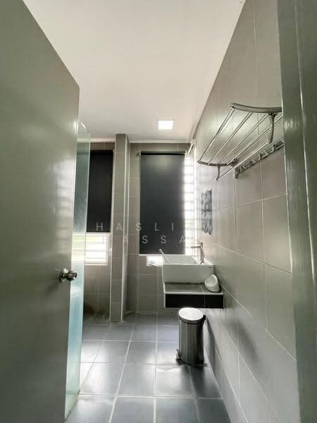 Rumah Teres 2-Tingkat untuk Dijual di TTDI Grove (Kajang) - Hasliza Hassan - Bathroom - PropertyGuru.com.my