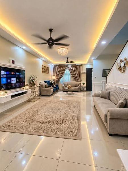 2-storey Terraced House for Sale in Kajang (Selangor) - Alif Saad - Living Room - PropertyGuru.com.my
