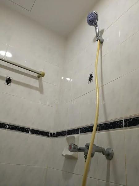 Condominium for Sale at Eden Seaview Condominium - Harold Lee - Bathroom - PropertyGuru.com.my