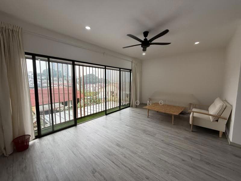 Semi-Detached House for Sale in Taman Overseas Union (Taman Oug) (Jalan Klang Lama (Old Klang Road)) - Joey Wong - Living Room - PropertyGuru.com.my