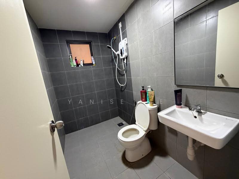 Kondominium untuk Disewa di Vierra Residence - Yanise Lee - Bathroom - PropertyGuru.com.my