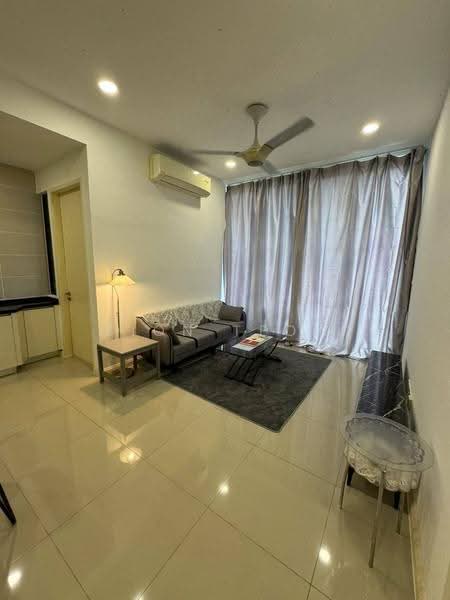 Kediaman Servis untuk Disewa di D'Pristine - Fion Teow - Living Room - PropertyGuru.com.my