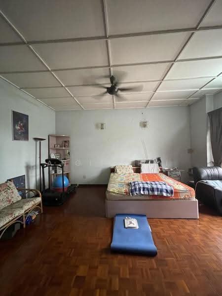 2-storey Terraced House for Sale in Taman Sea (Petaling Jaya) - Angie Chai - Bedroom - PropertyGuru.com.my