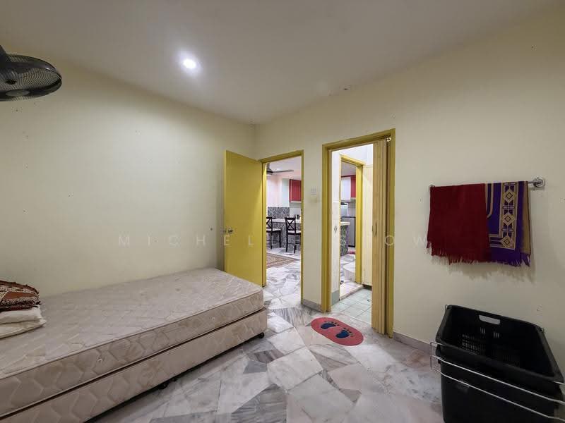 1.5-storey Terraced House for Sale in Bandar Tun Hussein Onn (Cheras) - Michelle Siow - Bedroom - PropertyGuru.com.my