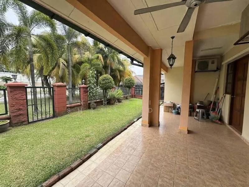 Rumah Teres 2-Tingkat untuk Dijual di Bukit Jelutong (Shah Alam) - Nahathir Shahabudin - Exterior - PropertyGuru.com.my